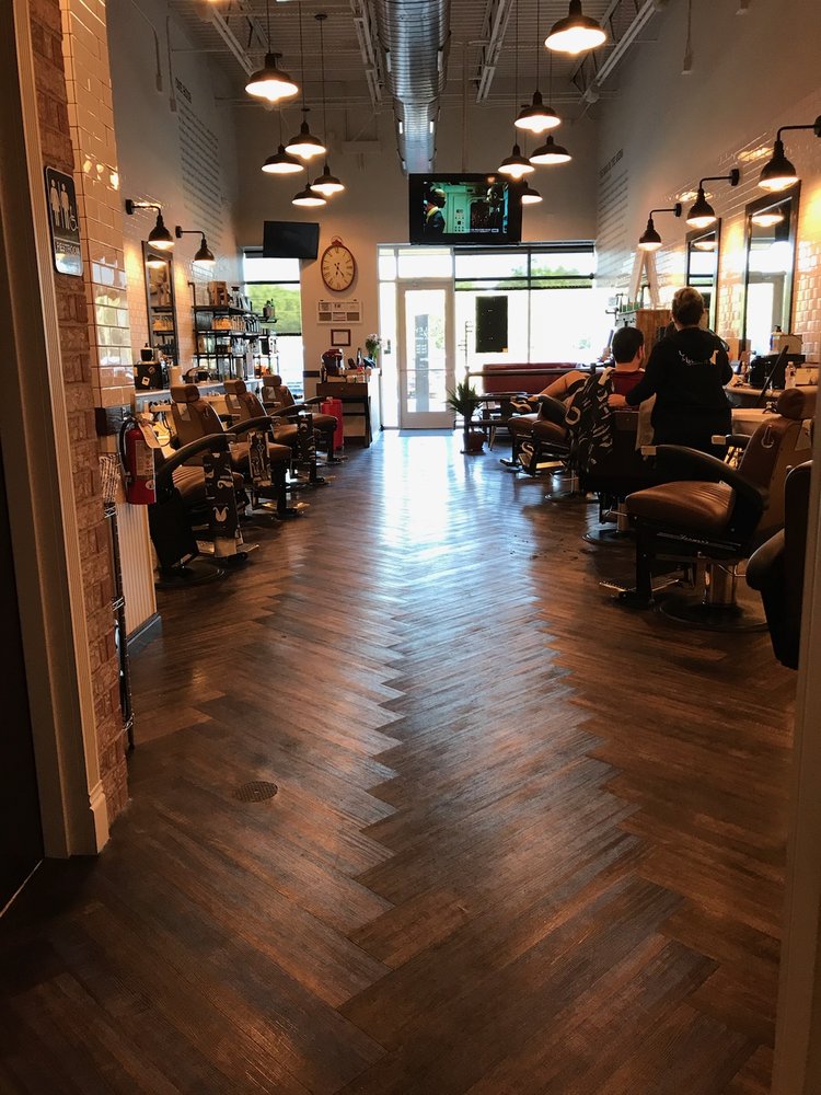 HENLEY’S GENTLEMEN’S GROOMING 30 Photos & 56 Reviews Men's Hair