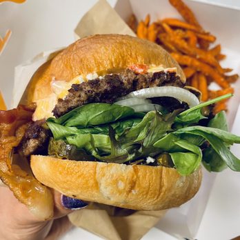 Craft Burger By Shane - Busy Bees Burger - Burgers Near Me - Suwanee, Georgia Craft Burger By Shane - Busy Bees Burger - Burgers Near Me - Suwanee, Georgia
