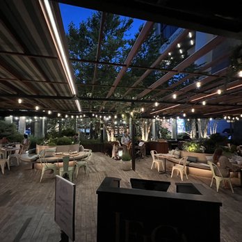 Leuca - Italian Near Me - Brooklyn, New York