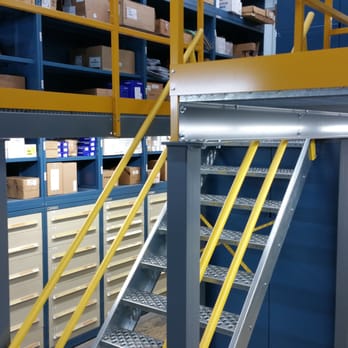 TruckMax Miami - Newly remodeled Parts Department Warehouse. - Commercial Truck Dealers Near Me - Miami, Florida TruckMax Miami - Newly remodeled Parts Department Warehouse. - Commercial Truck Dealers Near Me - Miami, Florida