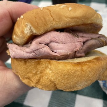 Wally's Roast Beef - Roast beef - Sandwiches Near Me - Bloomington, Minnesota Wally's Roast Beef - Roast beef - Sandwiches Near Me - Bloomington, Minnesota