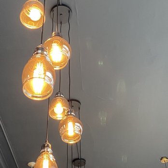 The Green Leaf Sushi - The attention to detail create memorable ambiance! - Sushi Bars Near Me - North Vancouver, British Columbia