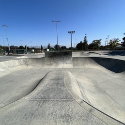 Big bowl with roll in. Big bowl with roll in.