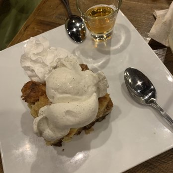 CraftWay Kitchen - Plano - Bread pudding - New American Near Me - Plano, Texas CraftWay Kitchen - Plano - Bread pudding - New American Near Me - Plano, Texas