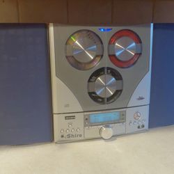 Digital Vintage Classics - Fisher Shire 3-CD stereo system after service and testing
