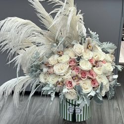 Via Floreal - My vintage movie inspired arrangement