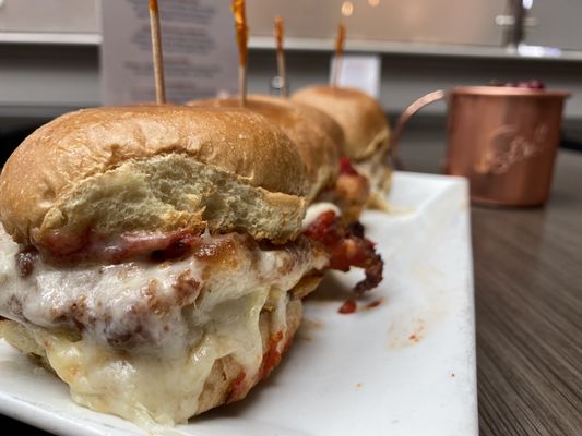 Laura’s Bar and Grill by null