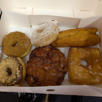 Randy's Donuts - @endoedibles on Instagram 08/28/25 - Coffee & Tea Near Me - Las Vegas, Nevada