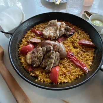 Del Mar - Paella with boiled stew meats - Spanish Near Me - Washington, DC, District of Columbia