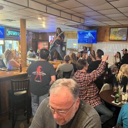 Stryker's Sports Cafe - People enjoying the band!