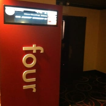 AMC Chicago Ridge 6 - Digital screens listing movie and times at every screen. - Cinema Near Me - Chicago Ridge, Illinois