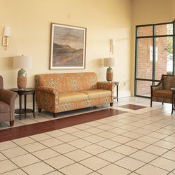 Magnolia Manor - Entrance Way