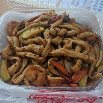 Shan Dong - Spicy noodles / 辣子炒麵 (takeout edition) - Chinese Near Me - Oakland, California