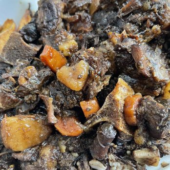 Irie Mon Cafe - Brown Stew Oxtail - Caribbean Near Me - Atlanta, Georgia
