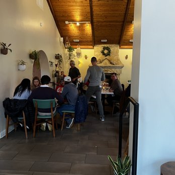 Garten - Cocktail Bars Near Me - Severna Park, Maryland