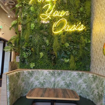 Guacamaya Oasis - Seating - Mexican Near Me - Downey, California