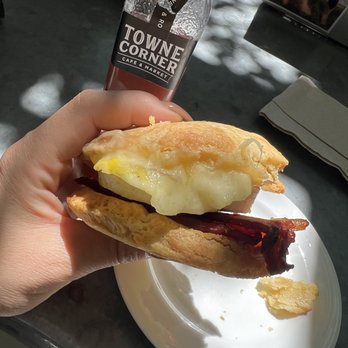 Maison Lodi - Breakfast sandwich - Cafes Near Me - Lodi, California Maison Lodi - Breakfast sandwich - Cafes Near Me - Lodi, California
