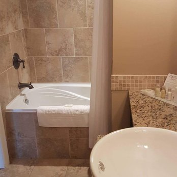 Swan Lake Castle - Hotels Near Me - Vernon, British Columbia Swan Lake Castle - Hotels Near Me - Vernon, British Columbia
