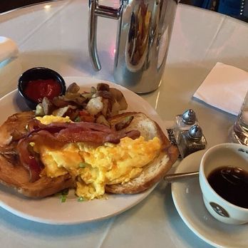 Cafe Intermezzo - Midtown - Cafes Near Me - Atlanta, Georgia