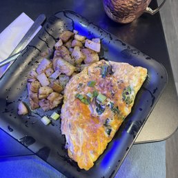 Vegetable omelette and cranginger mule mocktail Vegetable omelette and cranginger mule mocktail