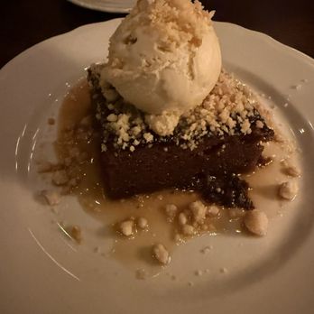 Trivoli Tavern - Sticky Date Cake - American Near Me - Chicago, Illinois
