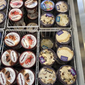 7-Eleven - a variety of ice creams in a display case - Convenience Stores Near Me - Los Angeles, California 7-Eleven - a variety of ice creams in a display case - Convenience Stores Near Me - Los Angeles, California
