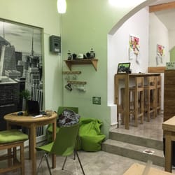 Latour Coworking Coffee - Pequeño pero agradable