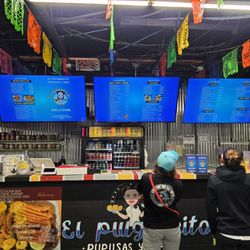 El pulgarcito pupusas y mas