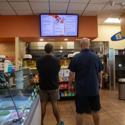 Got Smashed - Waiting for the best Chicken in Florida