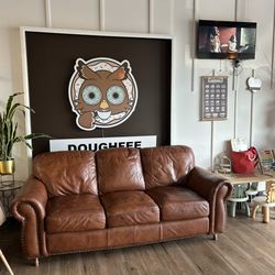 Doughfee - Lounge area