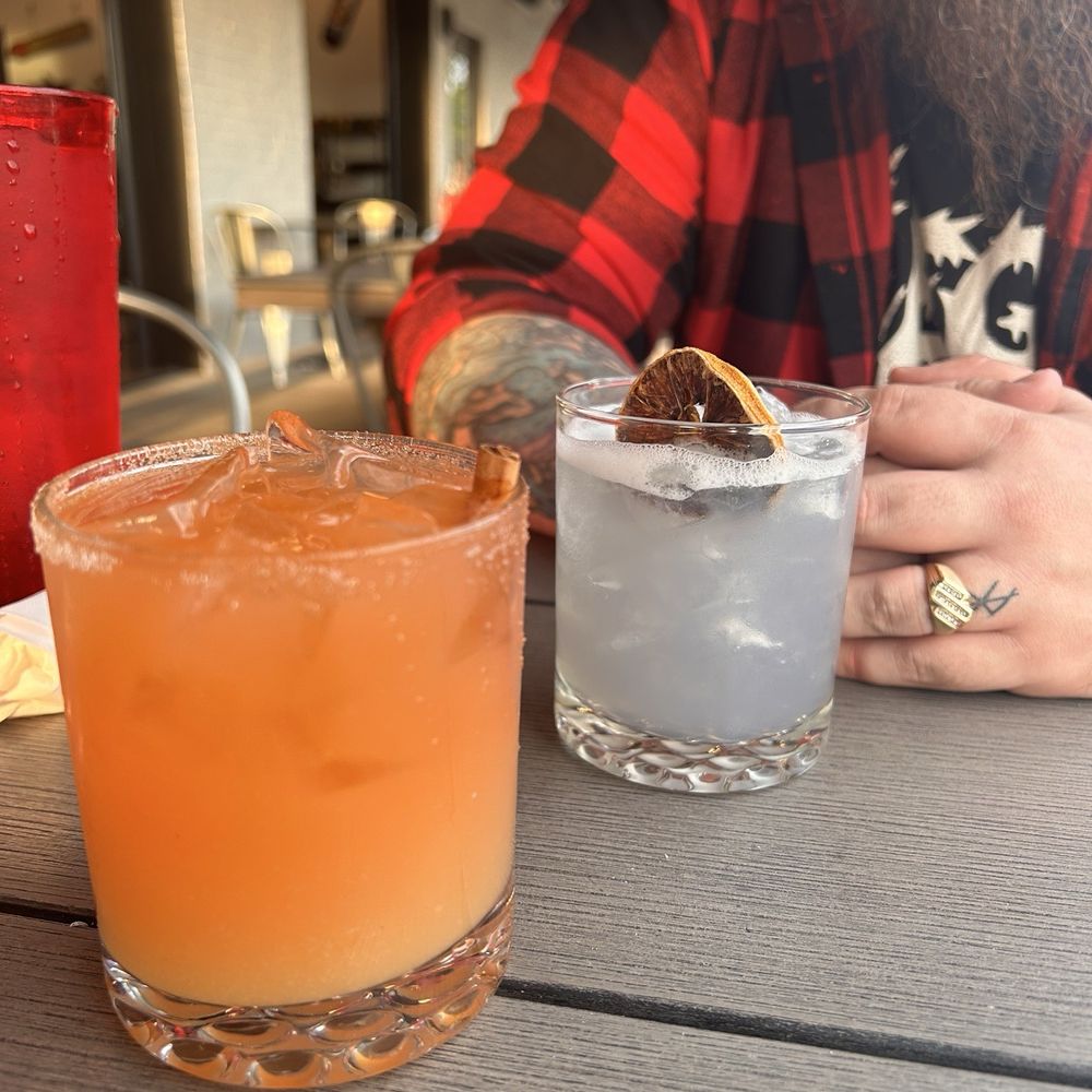 Pinchy's Lobster & Rawbar - Strong drinks! - Seafood Near Me - Sevierville, Tennessee Pinchy's Lobster & Rawbar - Strong drinks! - Seafood Near Me - Sevierville, Tennessee