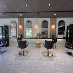 Fringe Aveda Hair Studio & Boutique