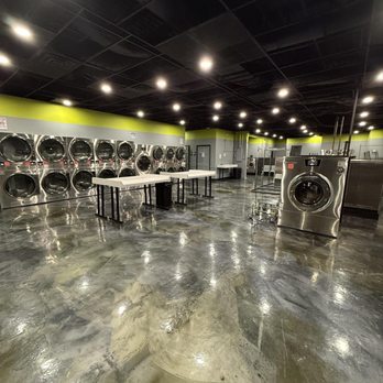 Universal Laundry - Laundromat Near Me - Memphis, Tennessee