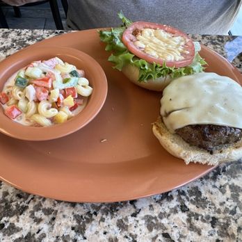 Weasie's Kitchen - Weasie burger - Diners Near Me - Waynesboro, Virginia