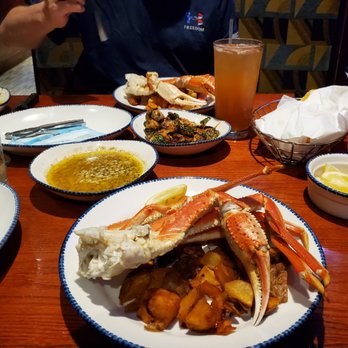 Red Lobster - Garlic butter seasoning. - Seafood Near Me - Rochester Hills, Michigan Red Lobster - Garlic butter seasoning. - Seafood Near Me - Rochester Hills, Michigan