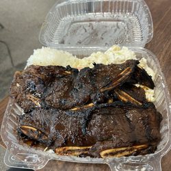 Bamboo Grove Hawaiian Grille