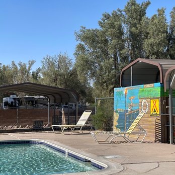 Barstow Calico Koa - Barstow KOA (Barstow, CA) - Pool area with cabanas - Convenience Stores Near Me - Yermo, California