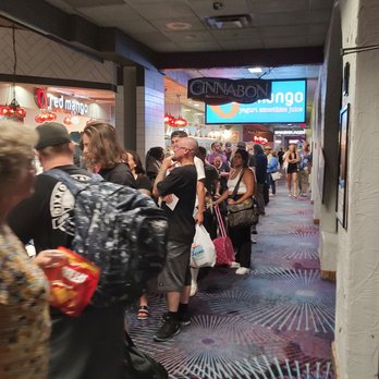 Harrah's Laughlin - A Caesars Rewards Destination - Half of the elevator line in the north tower with multiple elevators broken. Wait was over 30 mins. - Hotels Near Me - Laughlin, Nevada Harrah's Laughlin - A Caesars Rewards Destination - Half of the elevator line in the north tower with multiple elevators broken. Wait was over 30 mins. - Hotels Near Me - Laughlin, Nevada