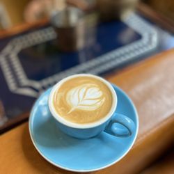 Iconik Coffee Roasters, Lupe - CAPPUCCINO