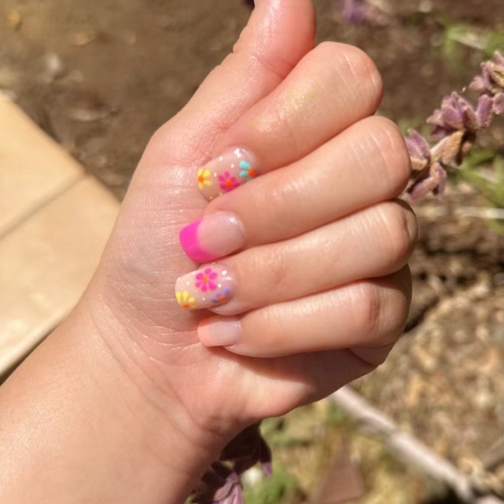 Bella Nails - Nails by Kelly - Nail Salons Near Me - San Mateo, California