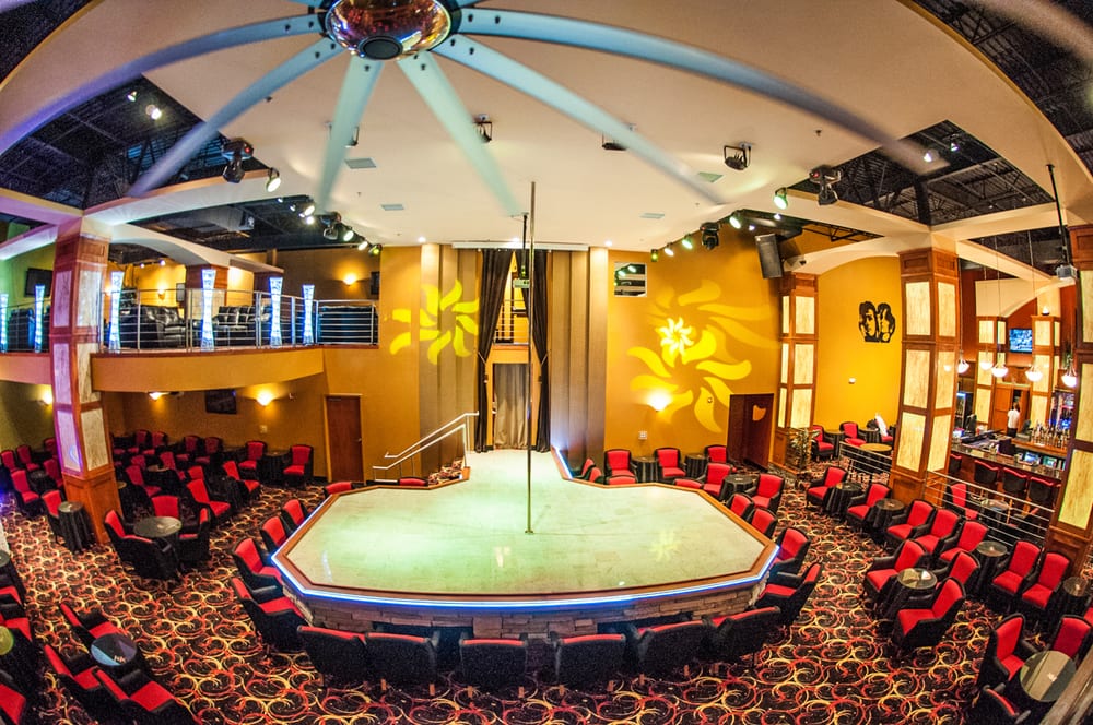 SCORES GENTLEMEN’S CLUB & STEAKHOUSE Updated October 2024 41 Photos