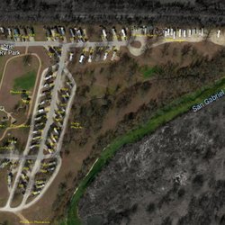 San Gabriel River Rv Camp Resort - Beautiful, shaded with river access