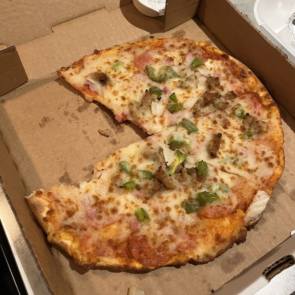 Small, No Brainer Deluxe. Pepperoni, ham, sausage, onion, green pepper and mushrooms Small, No Brainer Deluxe. Pepperoni, ham, sausage, onion, green pepper and mushrooms