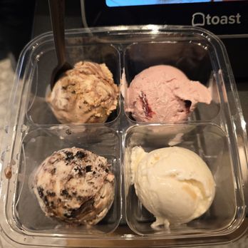 Salt & Straw - Salted Malted Chocolate Chip Cookie Dough, Strawberry Honey Balsamic w/ Black Pepper, Hazelnut Cookies & Cream, and Pear & Blue Cheese. - Ice Cream & Frozen Yogurt Near Me - Bellevue, Washington Salt & Straw - Salted Malted Chocolate Chip Cookie Dough, Strawberry Honey Balsamic w/ Black Pepper, Hazelnut Cookies & Cream, and Pear & Blue Cheese. - Ice Cream & Frozen Yogurt Near Me - Bellevue, Washington