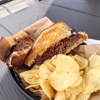 Pour Man's Brewing - BBQ Burger Toastie and kettle cooked chips - Breweries Near Me - Ephrata, Pennsylvania