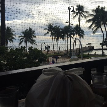 Lulu's Waikiki - Great views and people watching opportunities - Burgers Near Me - Honolulu, Hawaii Lulu's Waikiki - Great views and people watching opportunities - Burgers Near Me - Honolulu, Hawaii