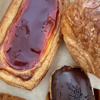 Poulette Bakeshop - Kouign Amann Raspberry Jamdauer Eclair - Bakeries Near Me - Parker, Colorado Poulette Bakeshop - Kouign Amann Raspberry Jamdauer Eclair - Bakeries Near Me - Parker, Colorado