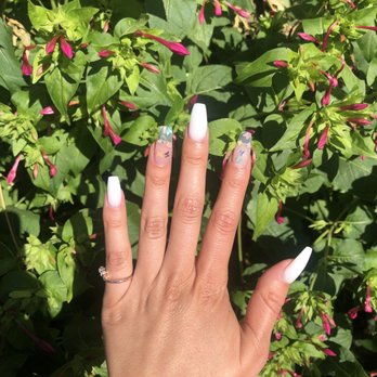 Nails on Fleek - Nail Salons Near Me - Compton, California Nails on Fleek - Nail Salons Near Me - Compton, California