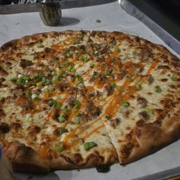 Honey butter fried chicken pizza Honey butter fried chicken pizza