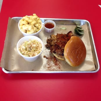 Naked Q BBQ - Pulled pork (naked with rub), Mac & Cheese and carolina slaw - thumbs up for Naked BBQ's presentation - Barbeque Near Me - Phoenix, Arizona